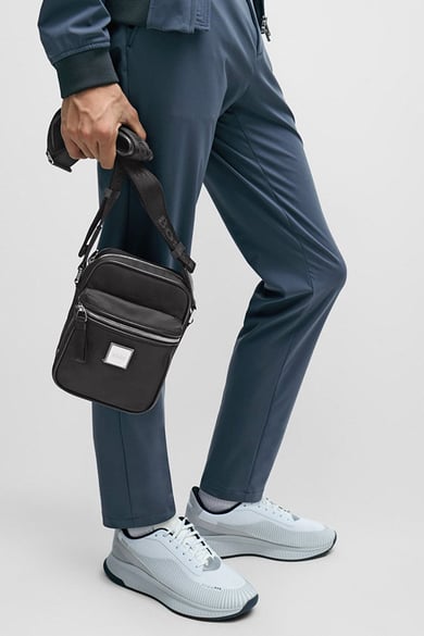 ΤΣΑΝΤΑΚΙ ΧΙΑΣΤΙ BOSS - 001 ΜΑΥΡΟ